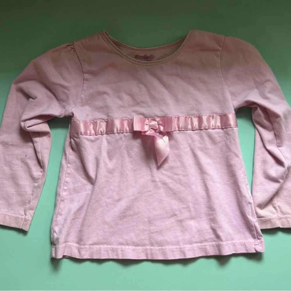 Lot Of 6 Size 3Toddler- 1 Jeans, 3 Long Sleeve , 1 Short Sleeve,‎ 1 Socks